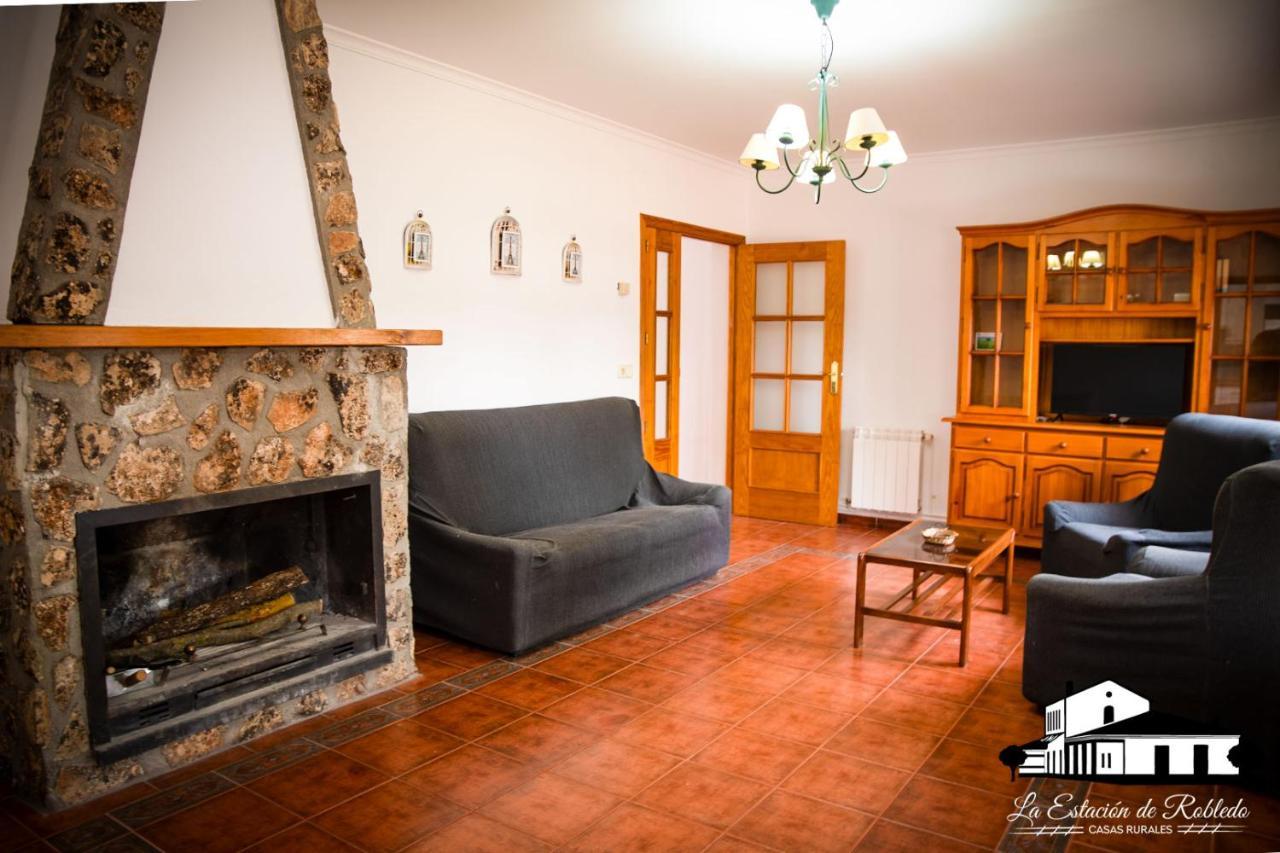 Casas Rurales La Estacion De Robledo Eksteriør billede